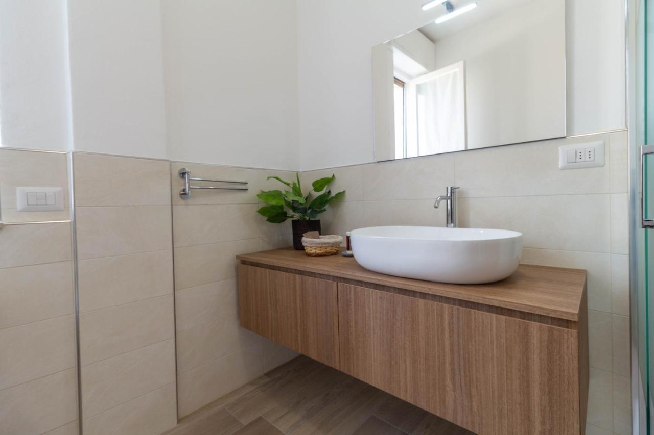 Mamma Ciccia Holiday Home - Casa Imperia Mandello del Lario Zewnętrze zdjęcie
