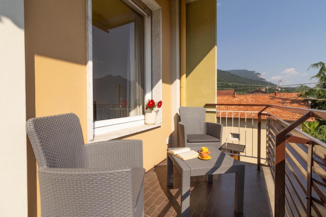 Mamma Ciccia Holiday Home - Casa Imperia Mandello del Lario Zewnętrze zdjęcie